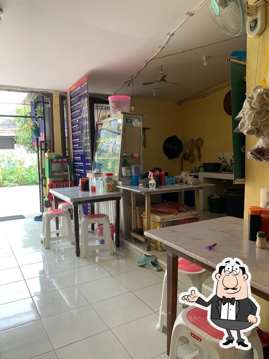 Warung Gaul Bp Supri's Secret: Evening Delights That Make Your Taste Buds Dance in Cilacap