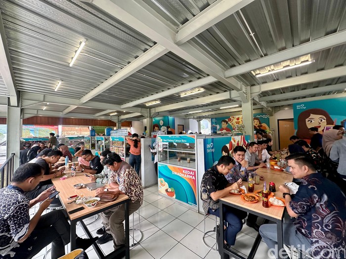 Lunchtime Bliss at Warung Gaul Bp Supri: Flavorful Moments in Cilacap